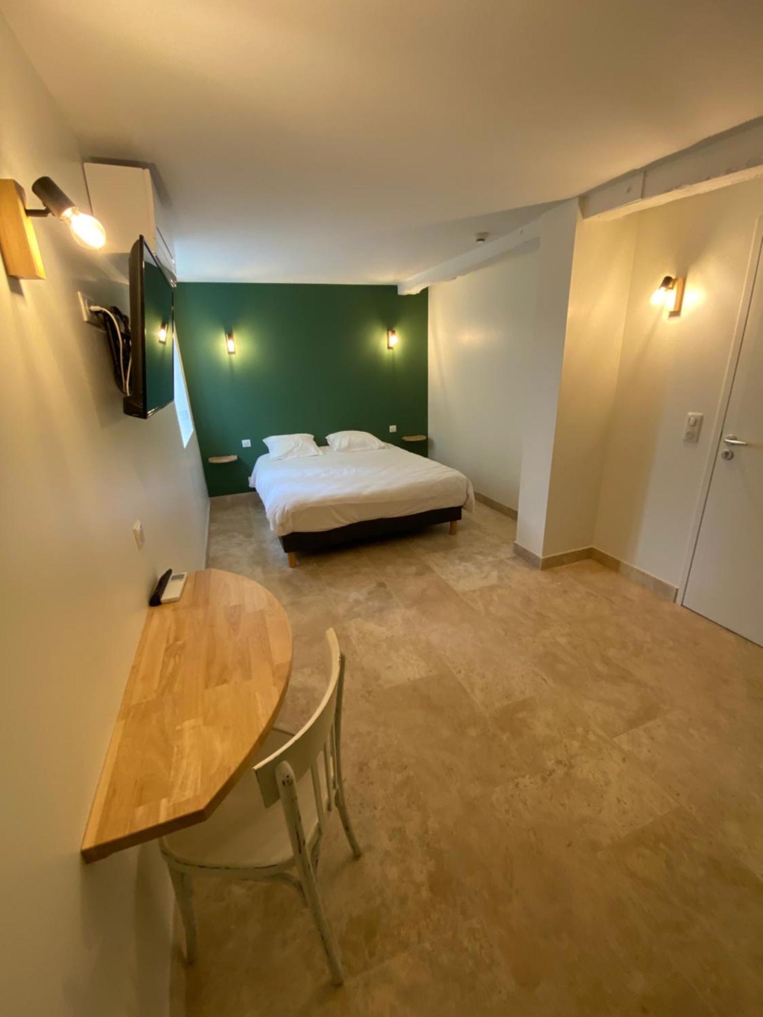 La Clef Des Champs Hotel Jugeals-Nazareth Bilik gambar
