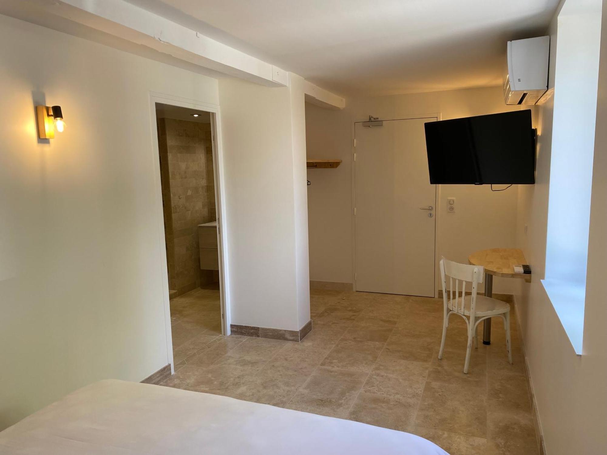 La Clef Des Champs Hotel Jugeals-Nazareth Bilik gambar